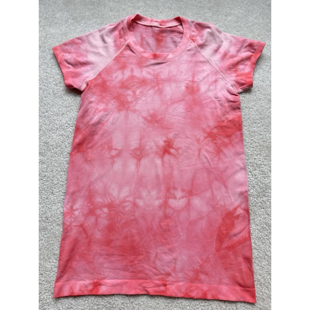 Lululemon Swiftly Tech Short Sleeve 2.0 Size 8 In Marble Dye Raspberry Cream